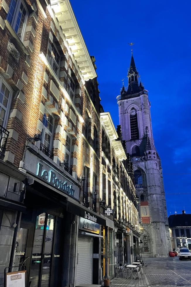 La Grand-Place de Tournai sublimée par le nouvel éclairage